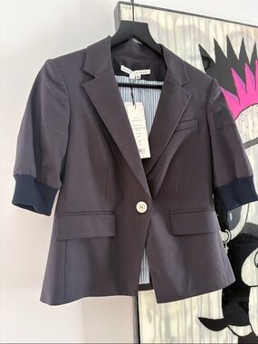 Veronica Beard Navy Margaret fitted Dickey jacket with banded knit puff Sleeves.
